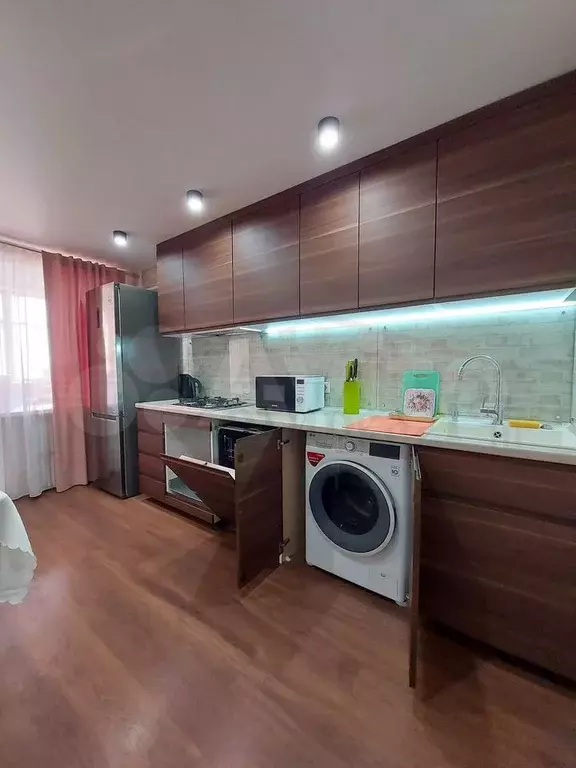 2-к. квартира, 65 м, 2/10 эт. - Фото 0