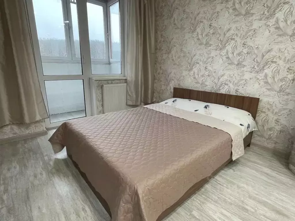 Студия Приморский край, Владивосток ул. Зеленый Бульвар, 19 (24.0 м) - Фото 1