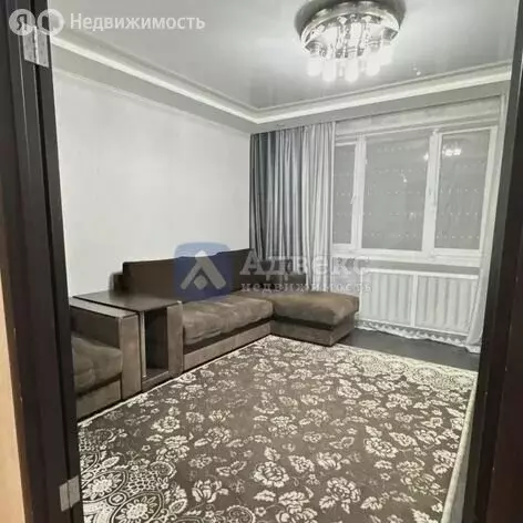 3-комнатная квартира: Тюмень, Холодильная улица, 13 (59 м) - Фото 1