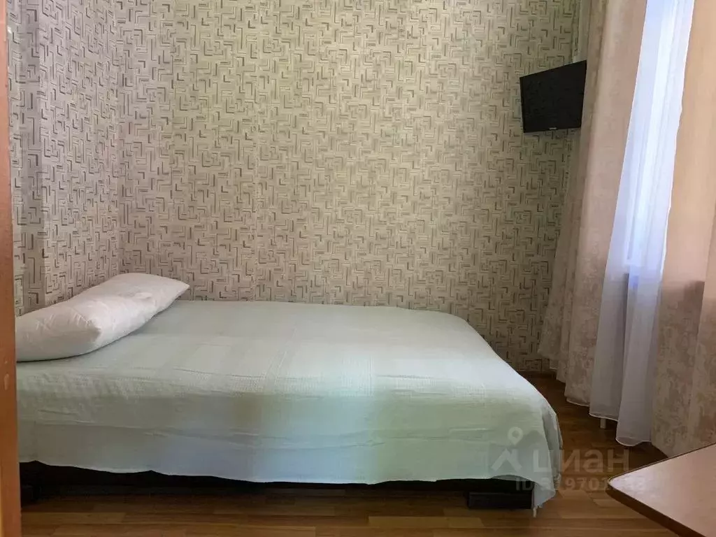 Комната Краснодарский край, Сочи Адлер жилрайон, ул. Котовского, 13 - Фото 0