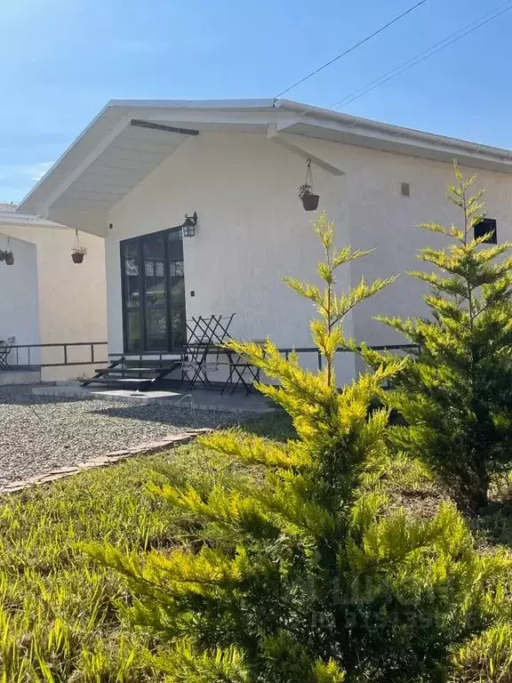 Дом в Краснодарский край, Сочи пос. Вардане, ул. Молодежная, 47 (50 м) - Фото 0