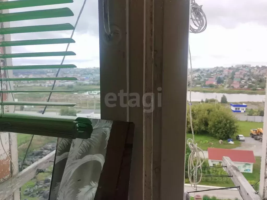 Комната Челябинская область, Миасс ул. 8 Июля, 12 (11.9 м) - Фото 1