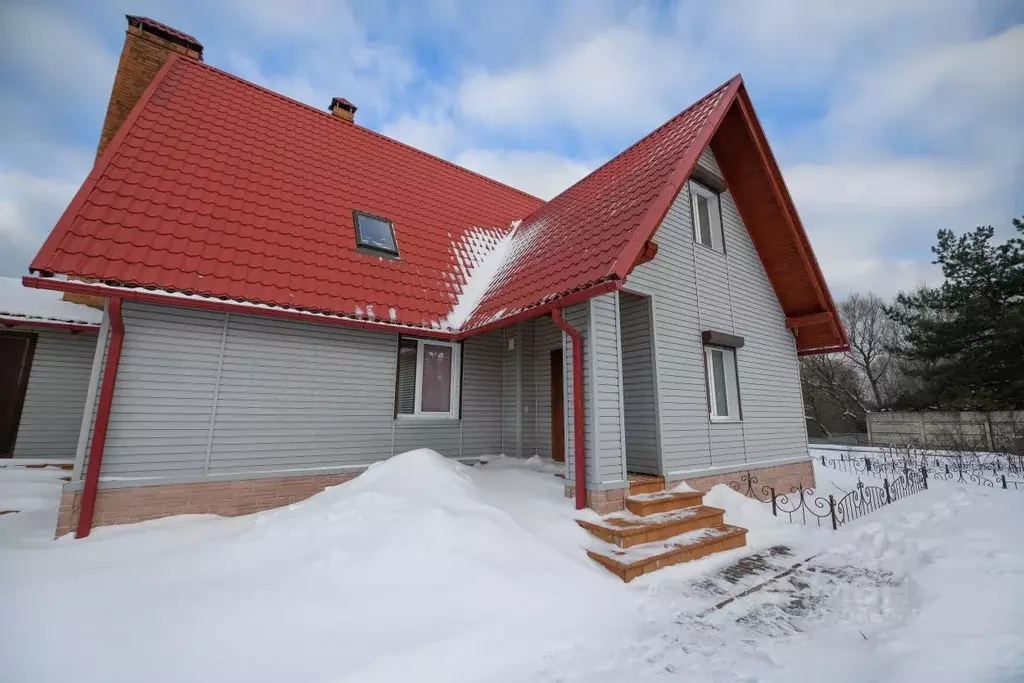 Дом в Брянская область, Навлинский район, Синезерское с/пос, д. ... - Фото 1