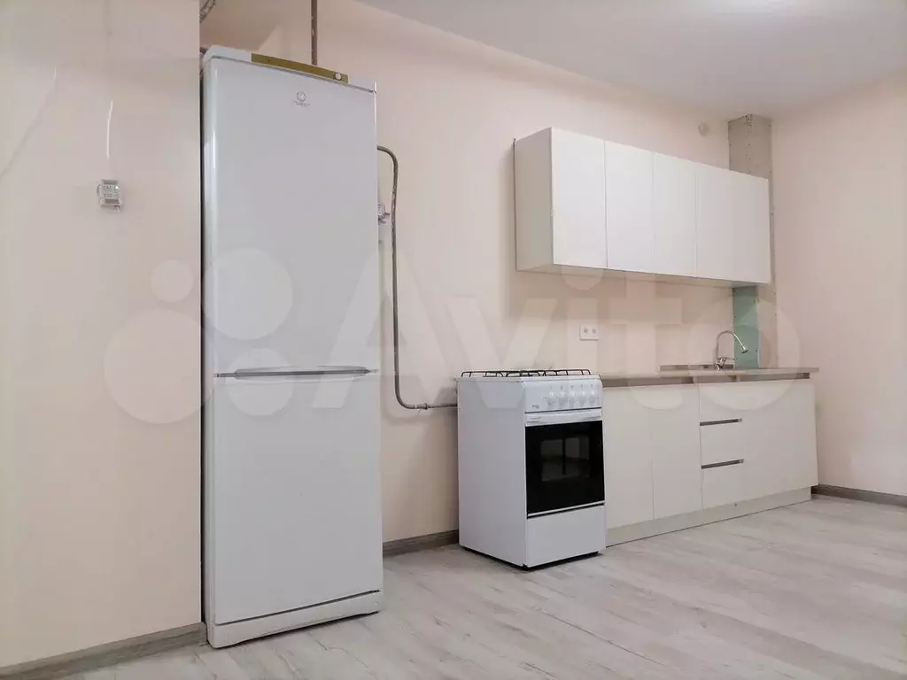 1-к. квартира, 56 м, 1/9 эт. - Фото 1