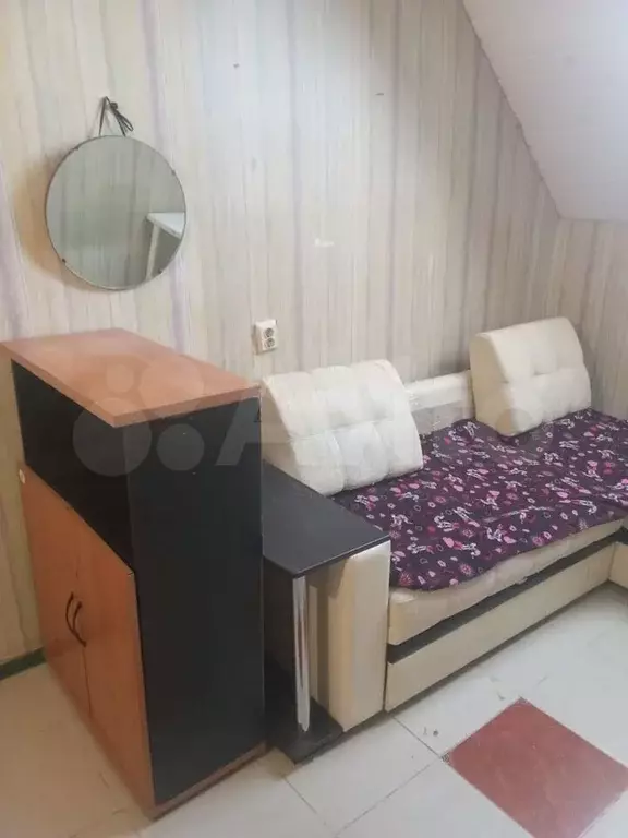Комната 15 м в 4-к., 4/4 эт. - Фото 1
