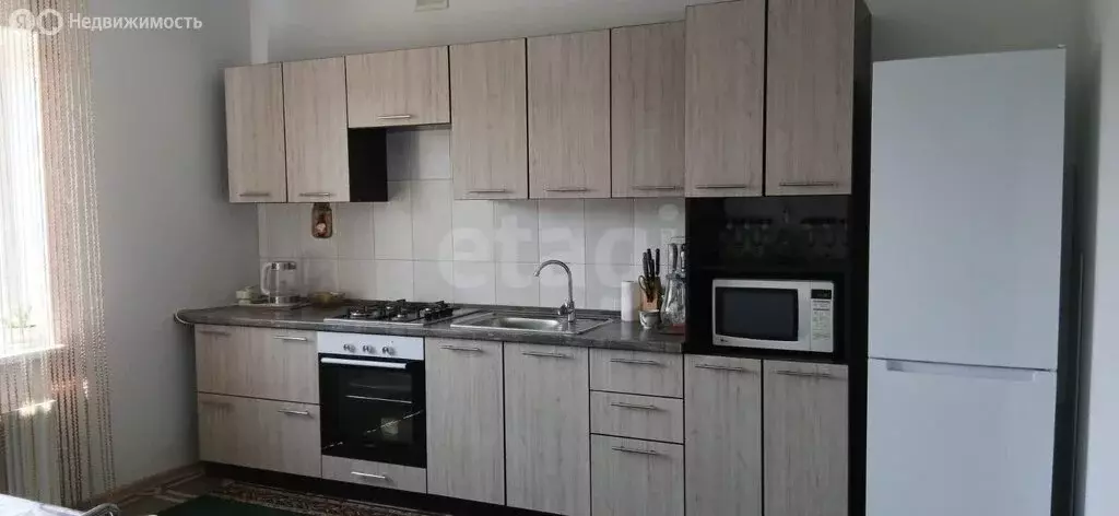 Дом в село Подлужное, улица Калинина (86 м) - Фото 0