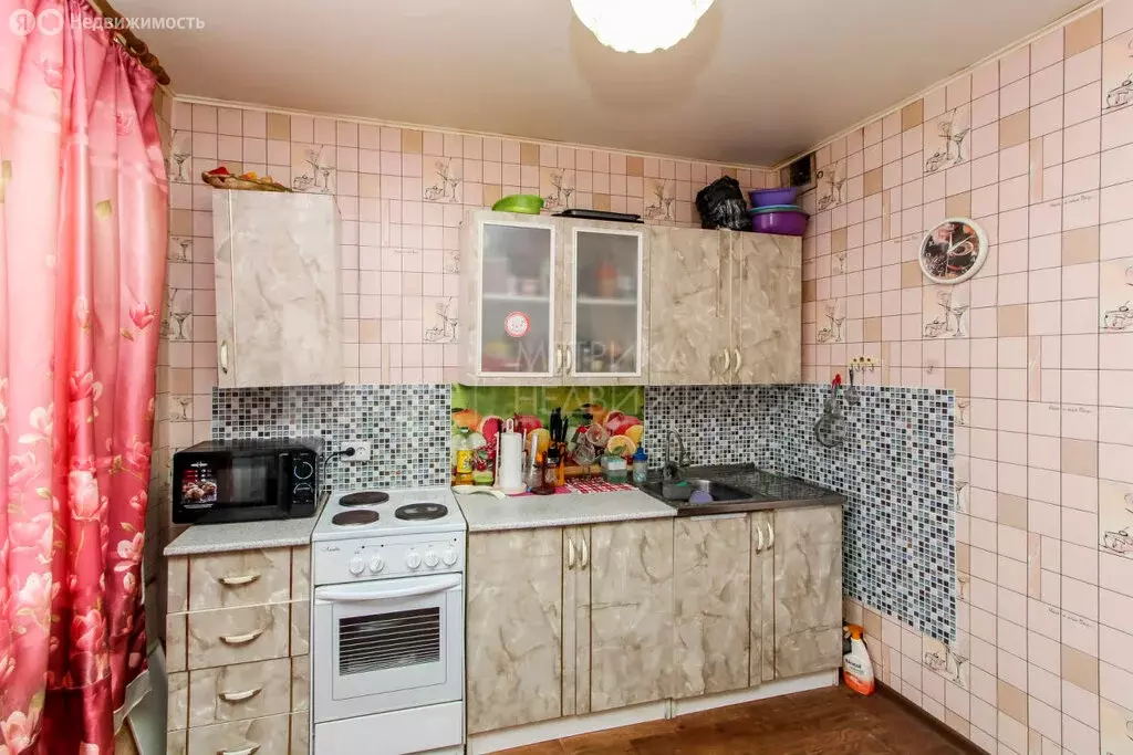 1-комнатная квартира: Тюмень, улица Домостроителей, 18 (33.3 м) - Фото 1