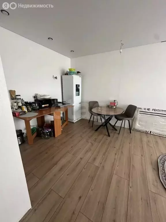 2-комнатная квартира: Тюмень, улица Василия Малкова, 10 (59.2 м) - Фото 2