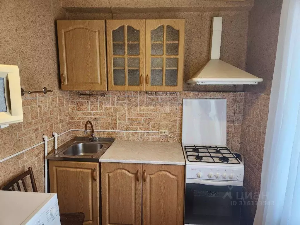 2-к кв. Владимирская область, Александров пер. Красный, 9 (44.4 м) - Фото 0