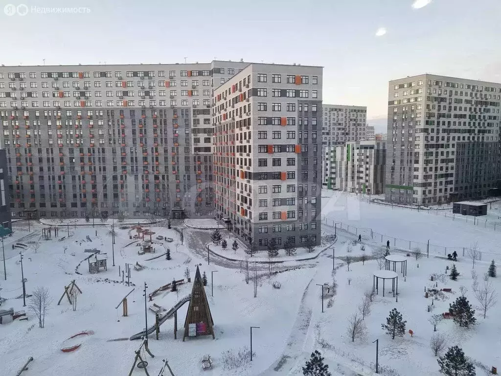 1-комнатная квартира: Тюмень, улица Первооткрывателей, 10 (35.7 м) - Фото 1