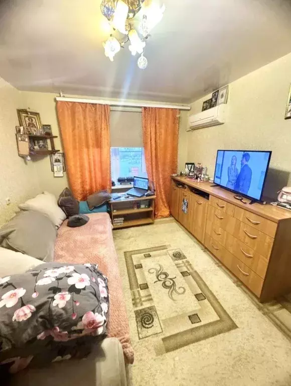 Комната Волгоградская область, Волгоград Ангарская ул., 13/21 (13.1 м) - Фото 1