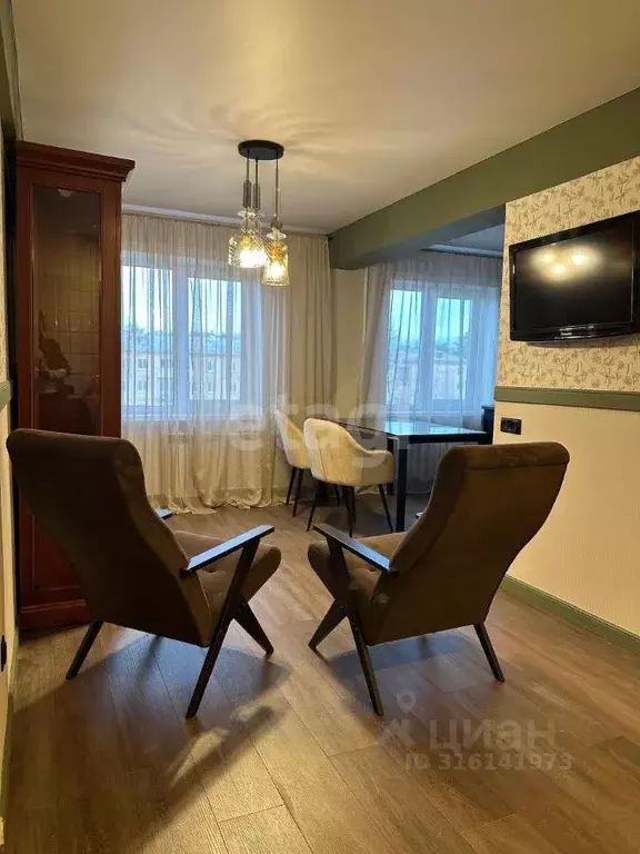 2-к кв. Иркутская область, Ангарск 85-й кв-л, 11 (41.7 м) - Фото 0