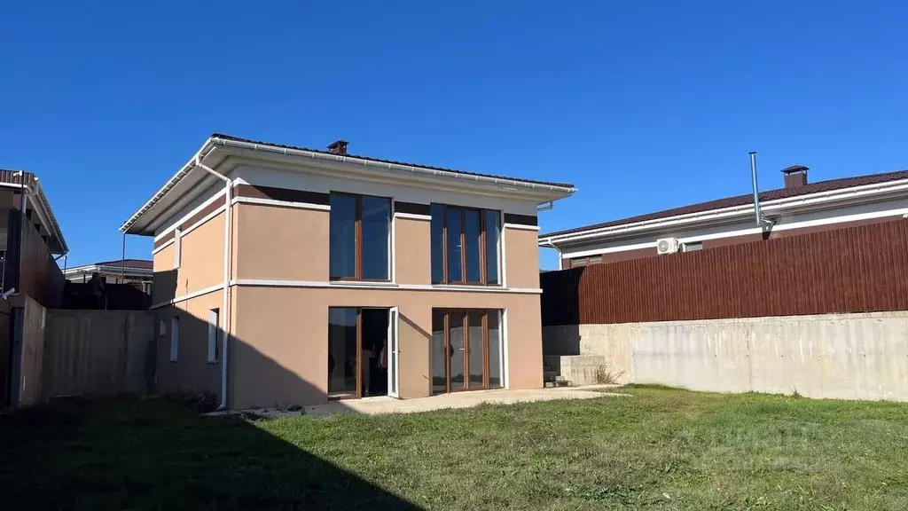 Коттедж в Крым, Симферопольский район, Мирновское с/пос, с. ... - Фото 2