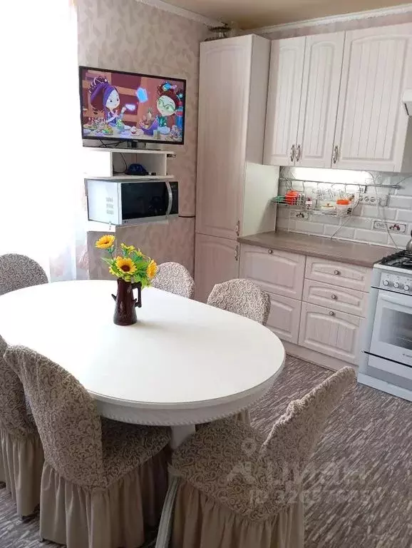 Дом в Оренбургская область, Соль-Илецк Акбулакская ул., 27 (120 м) - Фото 1