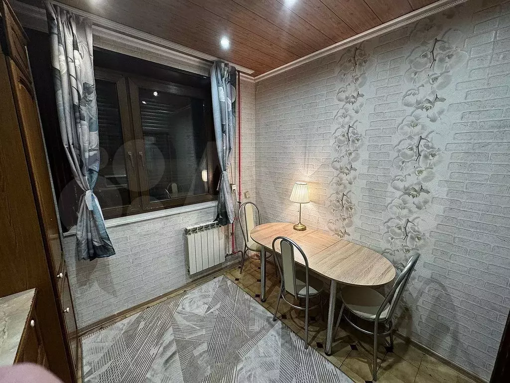 1-к. квартира, 40 м, 1/1 эт. - Фото 0