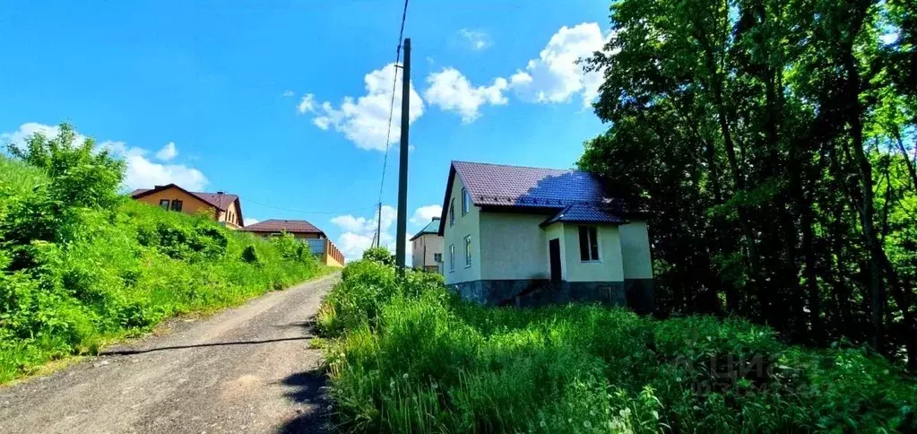 Дом в Курская область, Курский район, Моковский сельсовет, д. Майская ... - Фото 1