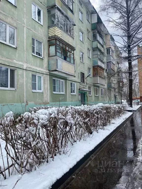 3-к кв. Московская область, Серпухов Физкультурная ул., 29 (60.0 м) - Фото 0