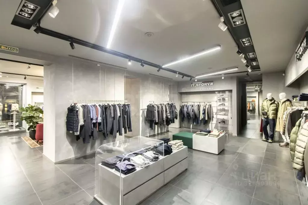 Торговая площадь в Тюменская область, Тюмень ул. Володарского, 17 (185 ... - Фото 1