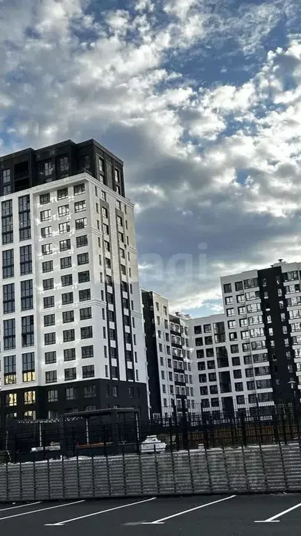 1-к кв. Тюменская область, Тюмень ул. Разведчика Кузнецова, 16 (40.5 ... - Фото 0