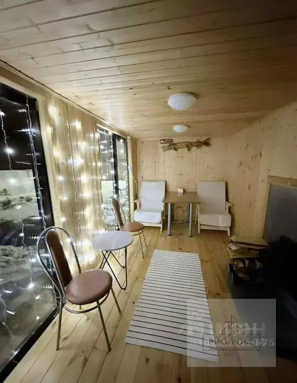 Дом в Челябинская область, Верхнеуральский муниципальный округ, пос. ... - Фото 1