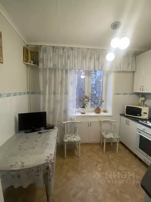 3-к кв. Самарская область, Жигулевск В-1 мкр, 23 (57.9 м) - Фото 1