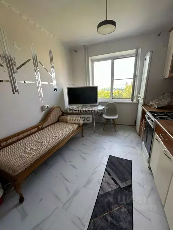 3-к кв. Омская область, Омск Краснознаменная ул., 26к3 (63.0 м) - Фото 0