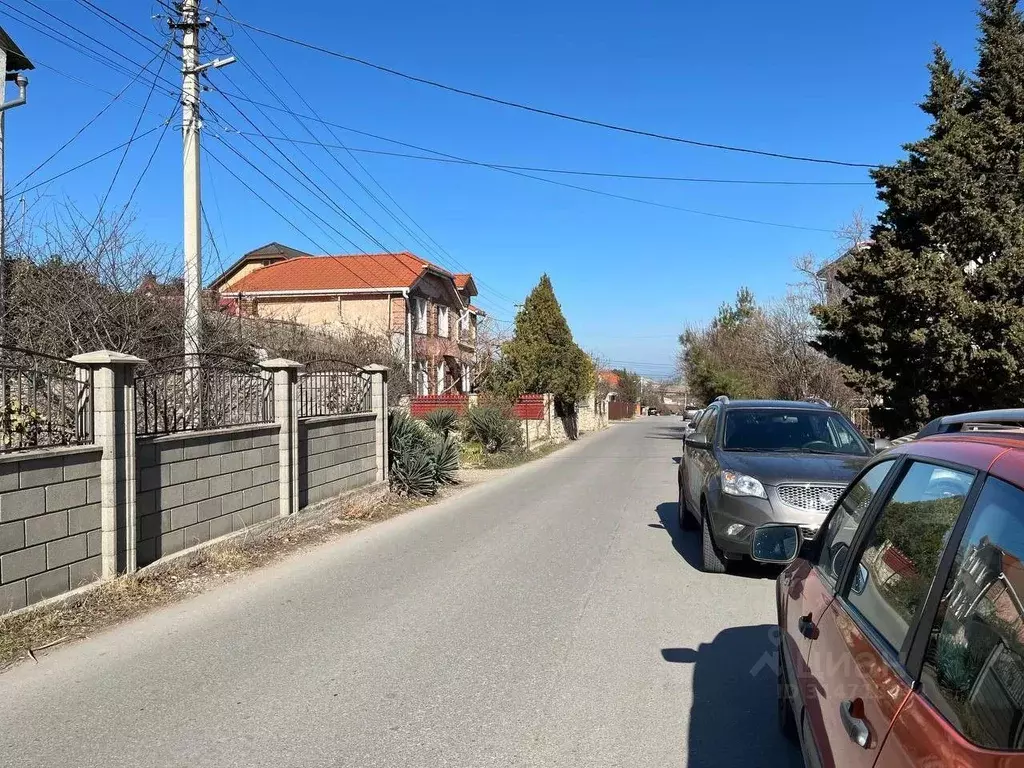 Участок в Севастополь ул. Новикова-Прибоя, 40 (3.9 сот.) - Фото 0