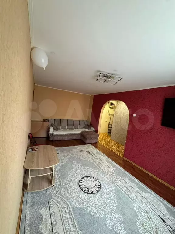 3-к. квартира, 58 м, 2/5 эт. - Фото 0
