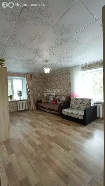 2-комнатная квартира: Кирово-Чепецк, улица Азина, 6 (50.3 м) - Фото 0