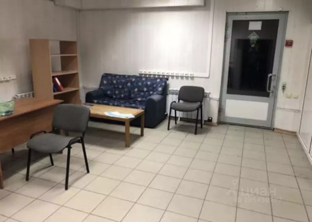 Помещение свободного назначения в Саратовская область, Саратов ул. ... - Фото 1