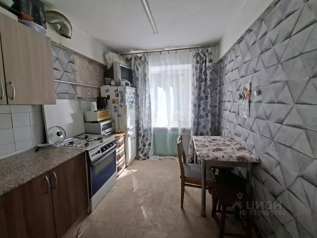 3-к кв. Брянская область, Дятьково 13-й мкр, 16 (61.2 м) - Фото 1