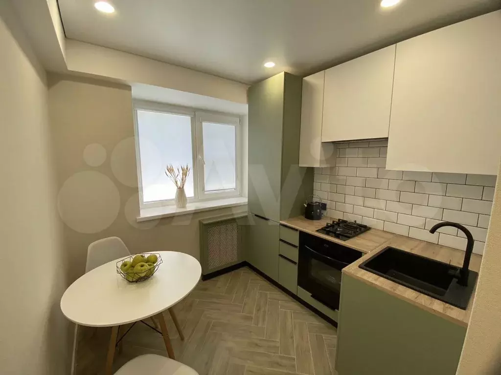 2-к. квартира, 47 м, 5/5 эт. - Фото 1
