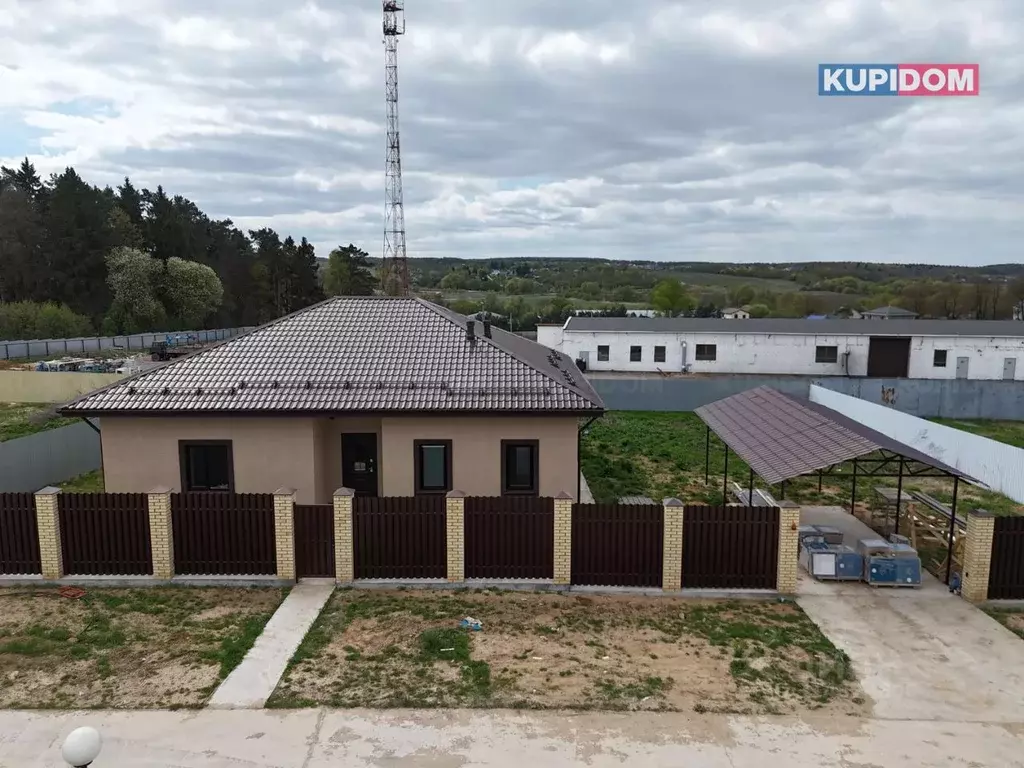 Дом в Калужская область, Боровский район, Совьяки с/пос, Боровики-2 кп ... - Фото 0