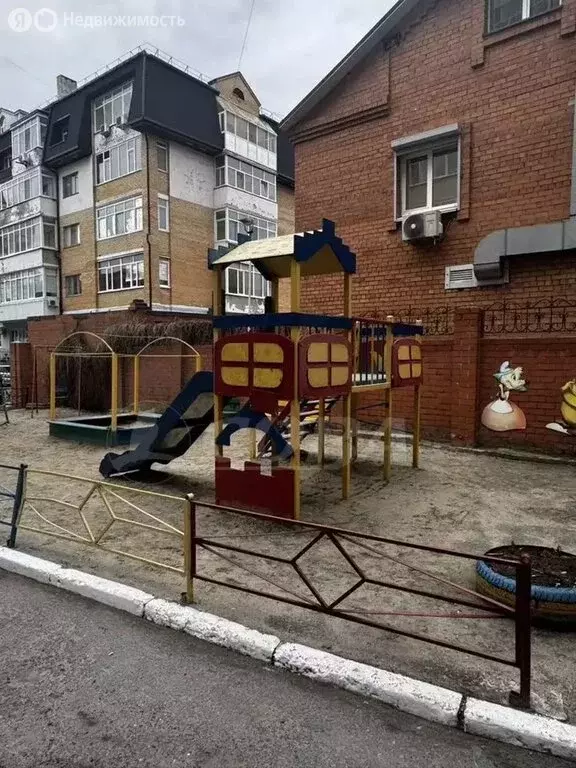 3-комнатная квартира: Тюмень, улица Сакко, 5 (116.1 м) - Фото 0