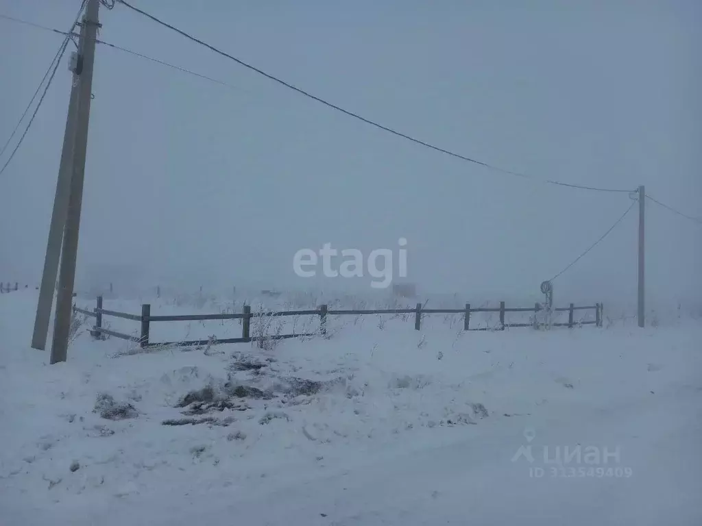 Участок в Башкортостан, Стерлитамакский район, д. Казадаевка ул. ... - Фото 0