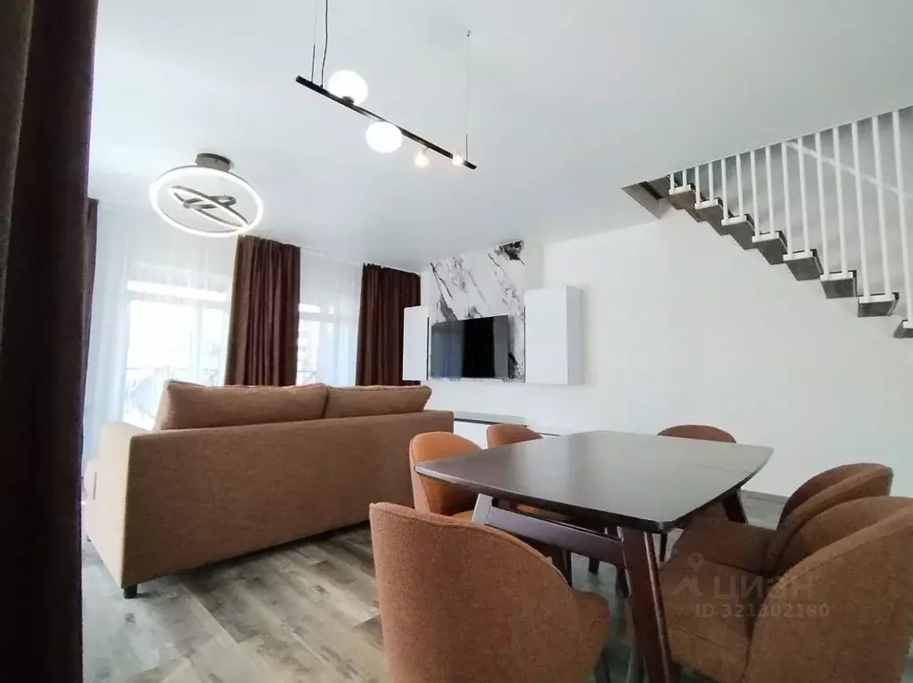 3-к кв. Алтайский край, Белокуриха Зеленая ул., 14 (145.0 м) - Фото 1