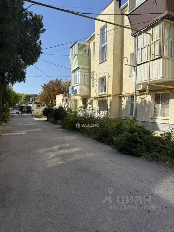 1-к кв. Крым, Керчь ул. Карла Маркса, 33 (24.8 м) - Фото 2