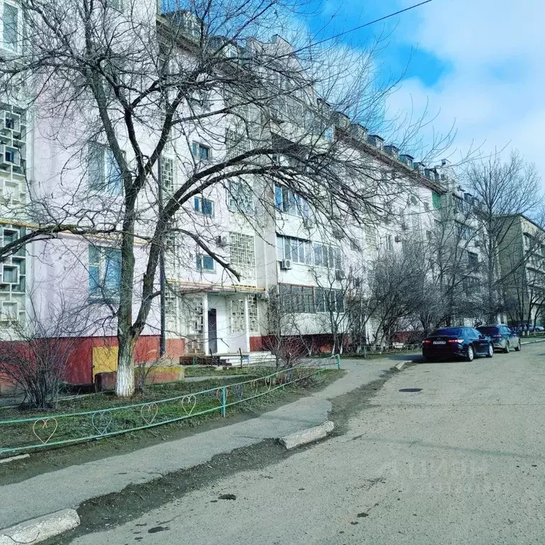 3-к кв. Калмыкия, Элиста ул. Г.О. Рокчинского, 19 (70.5 м) - Фото 0