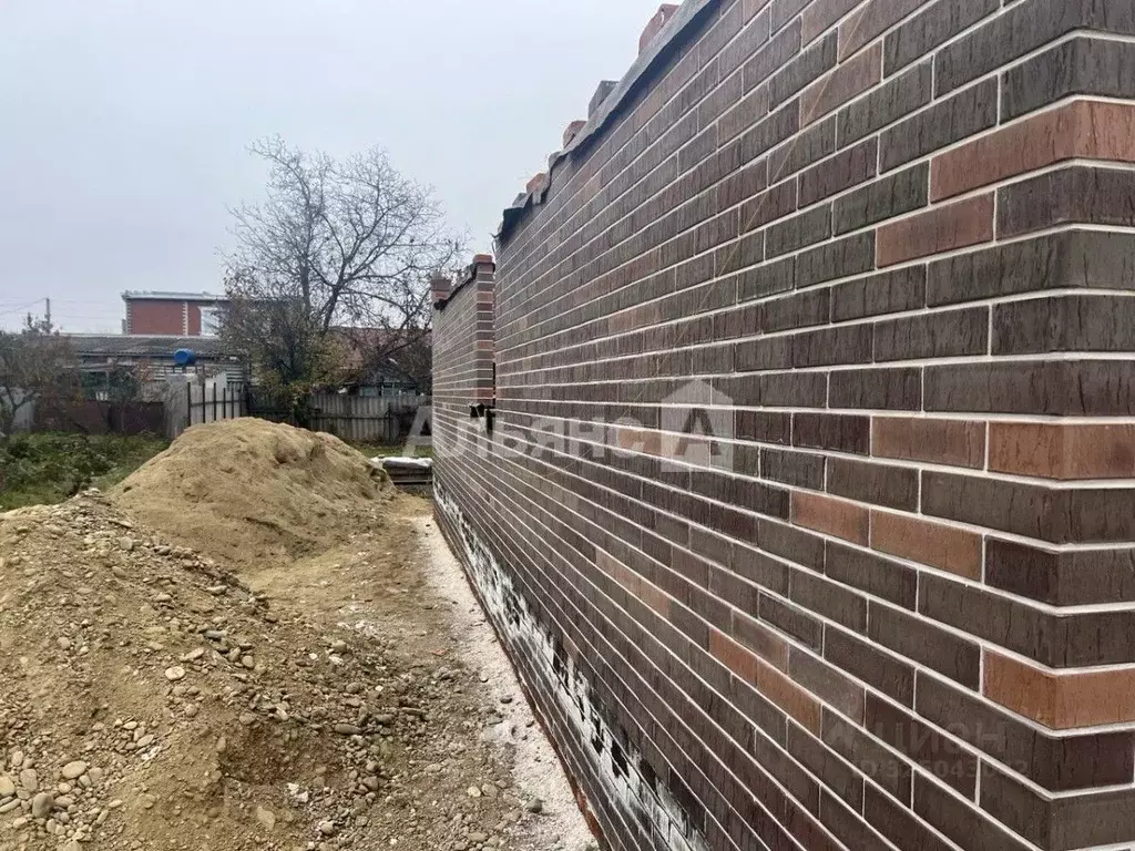 Дом в Краснодарский край, Тимашевск Индустриальный мкр, ул. Имени ... - Фото 1