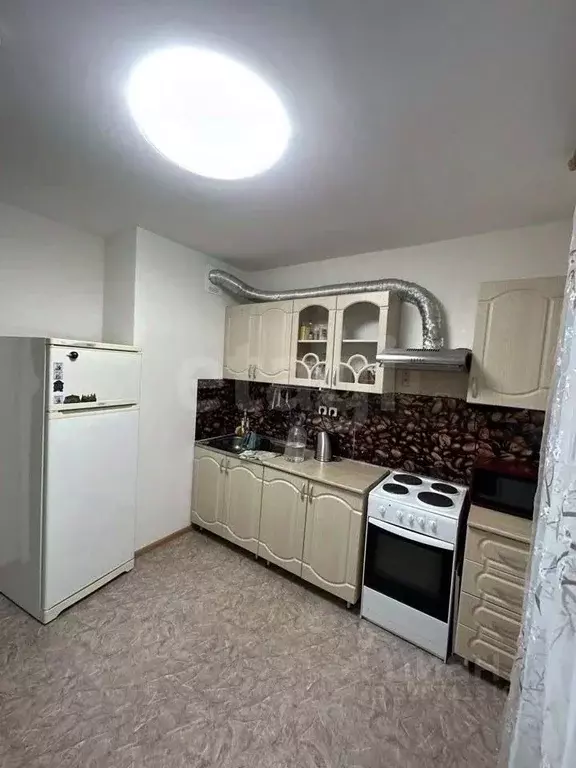 1-к кв. Удмуртия, Ижевск ул. 30 лет Победы, 43 (40.0 м) - Фото 2