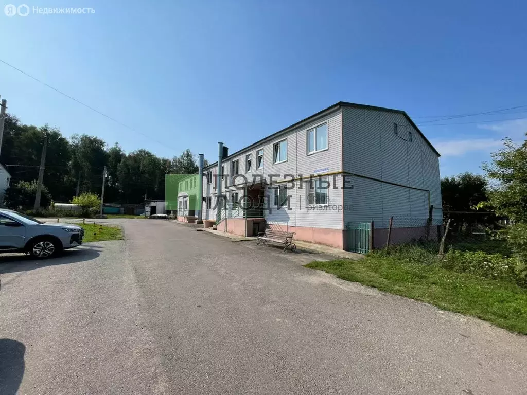 2-комнатная квартира: посёлок городского типа Покровское, улица ... - Фото 1