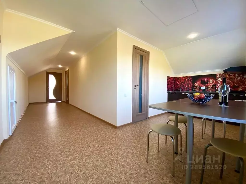 Комната Крым, Бахчисарайский район, с. Угловое ул. Ленина, 90 - Фото 2