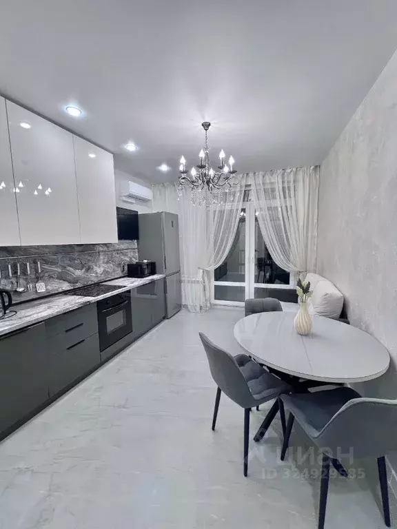 2-к кв. Санкт-Петербург бул. Головнина, 3к1 (72.0 м) - Фото 1