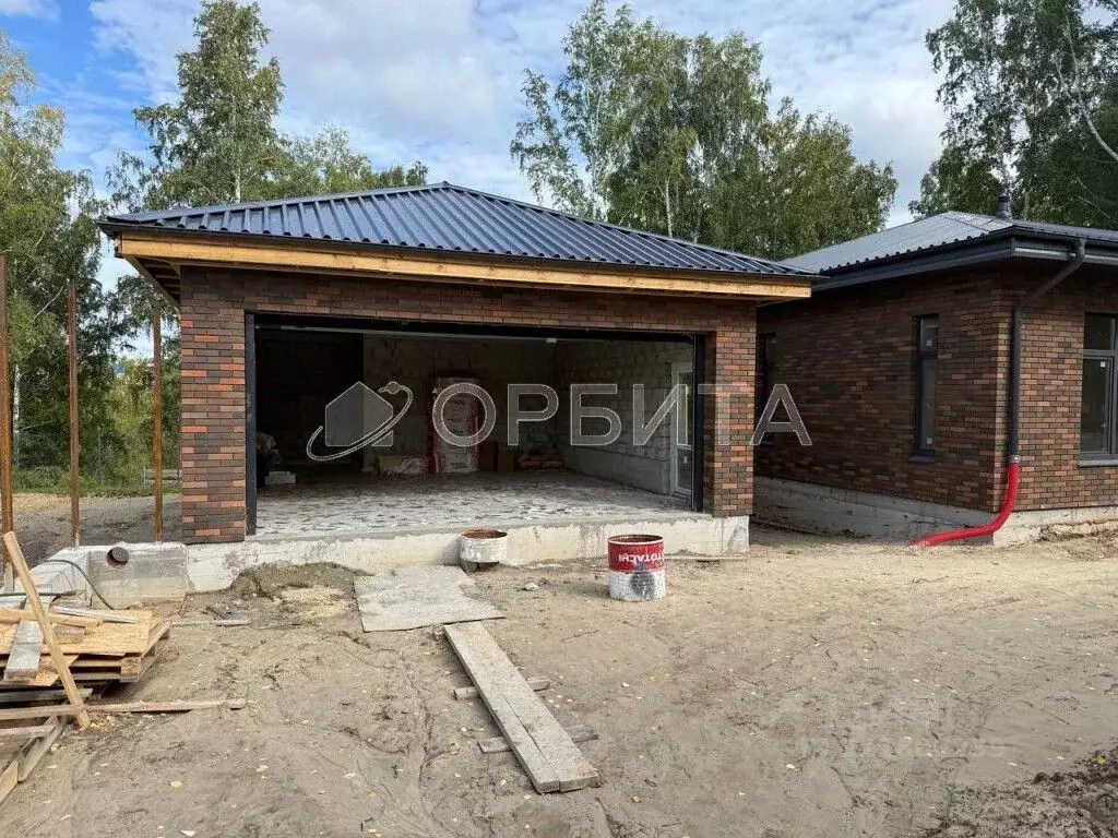 Дом в Тюменская область, Тюменский муниципальный округ, с. Луговое ул. ... - Фото 1