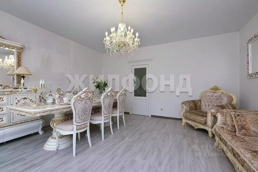 Таунхаус в Новосибирская область, Новосибирск Смородиновая ул. (130 м) - Фото 0