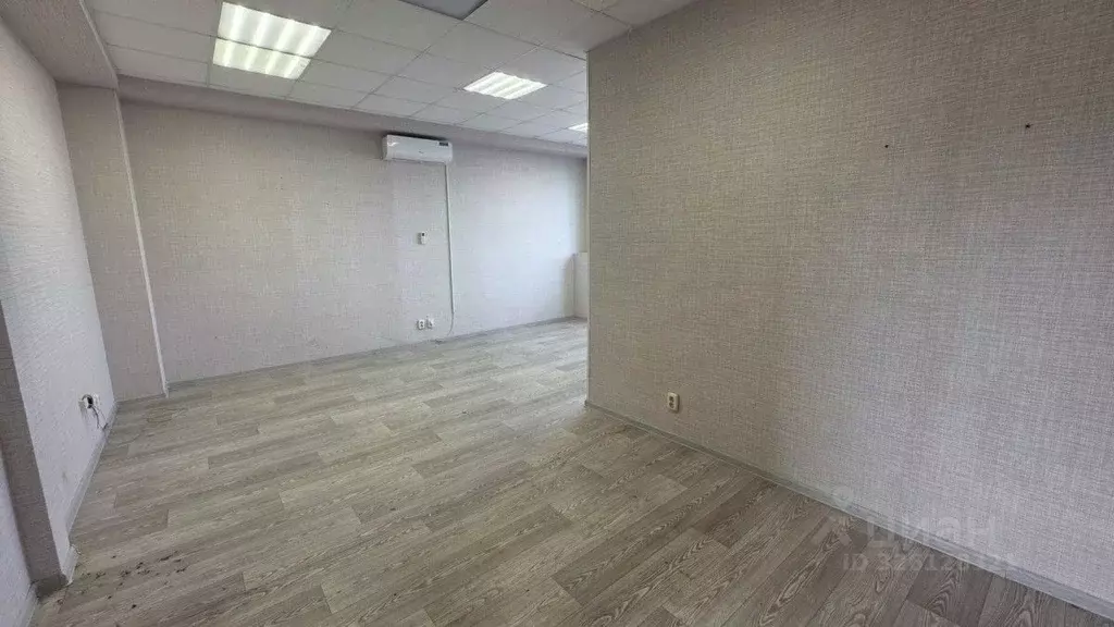 Офис в Новгородская область, Великий Новгород просп. Александра ... - Фото 2