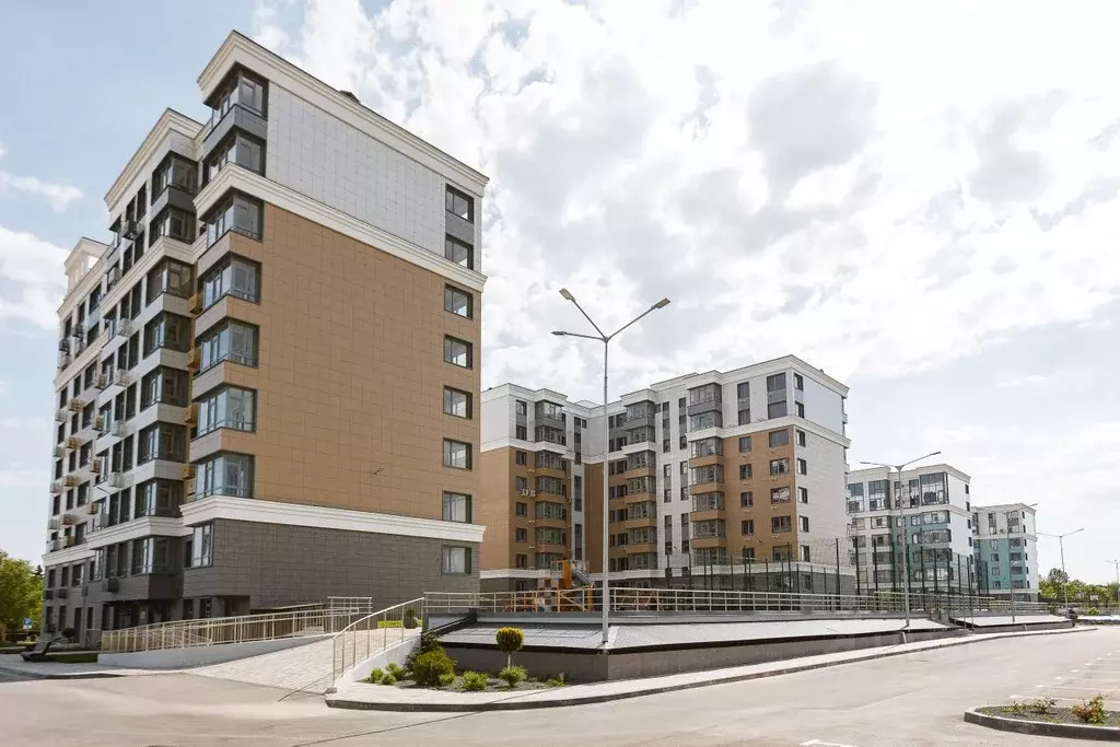 1-к кв. Крым, Евпатория просп. Ленина, 66Б (37.5 м) - Фото 1