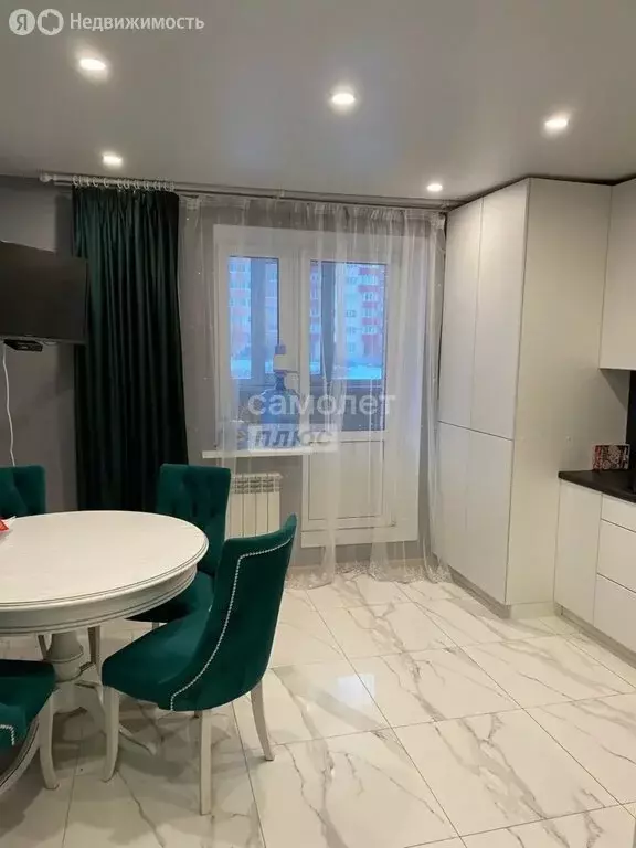 2-комнатная квартира: Смоленск, проспект Гагарина, 47 (72 м) - Фото 1