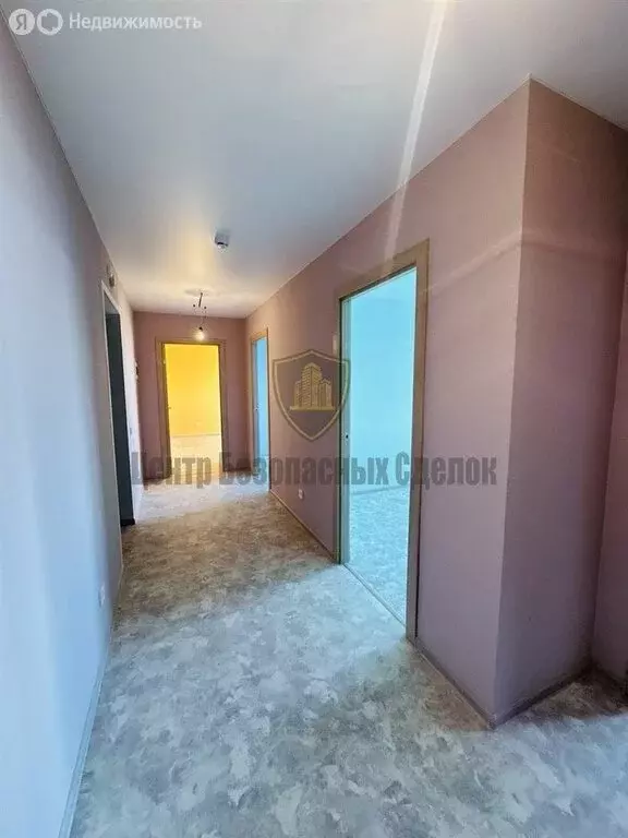 3-комнатная квартира: Рыбное, Большая улица, 2Б (58.9 м) - Фото 1