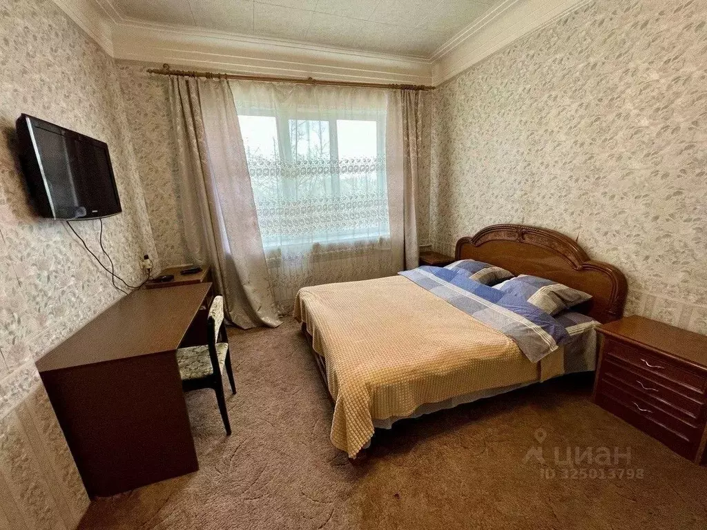 4-к кв. Смоленская область, Смоленск Коммунистическая ул., 5 (130.0 м) - Фото 1